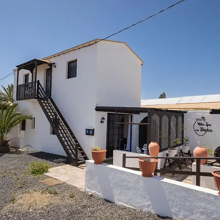 Home2book Tinajas A, Peaceful Retreat Tatil Evi Triquivijate