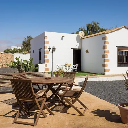 Tatil Evi Home2book Tinajas A, Peaceful Retreat *