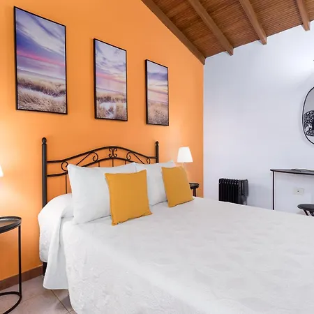 Home2book Tinajas A, Peaceful Retreat Tatil Evi Triquivijate