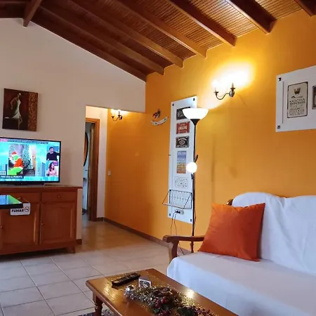 펜션 Casa Tinajas 2 Triquivijate